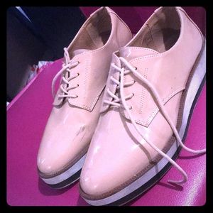 Platform shoes, pink(cream color).